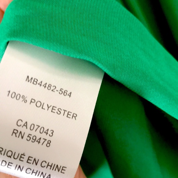 NWT Rachel Zoe Emerald Green tie neck blouse - Picture 4 of 6